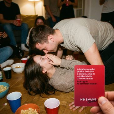 No Shame Crush Ivós Kártyajáték Doboz